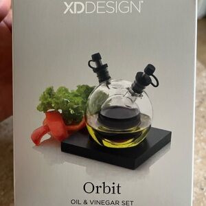 XD Design Orbit Oil & Vinegar Set